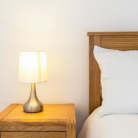 Affordable 1 Bed In Southwark Apartment Лондон Екстериор снимка